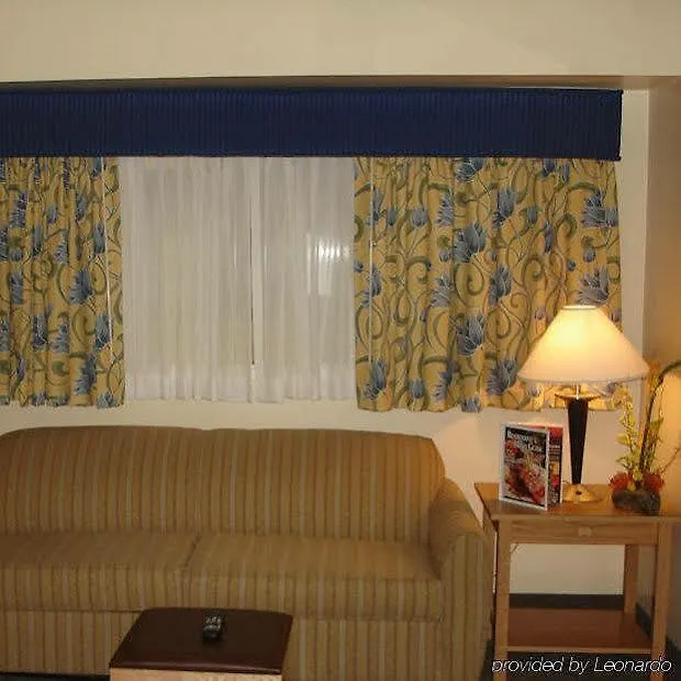 The Atrium Resort, Virginia Beach By Vacatia Resort